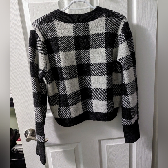 H&M Gingham Grey & Black Pullover | Size XS - Picture 10 of 10